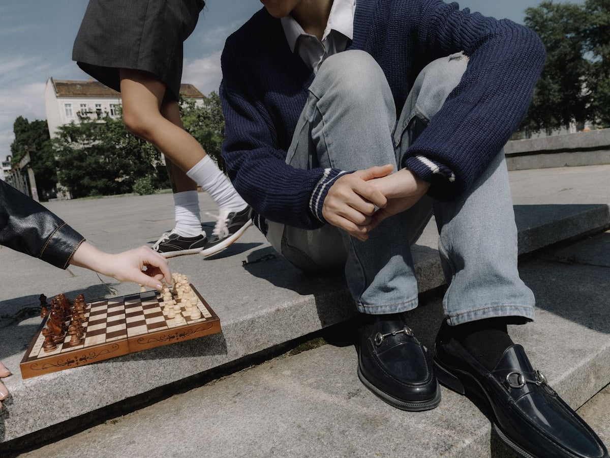 STREETWEAR IN MOTION