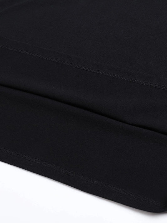 Omakase Heavyweight Tee hem and heavyweight fabric detail | FNDMNTLS