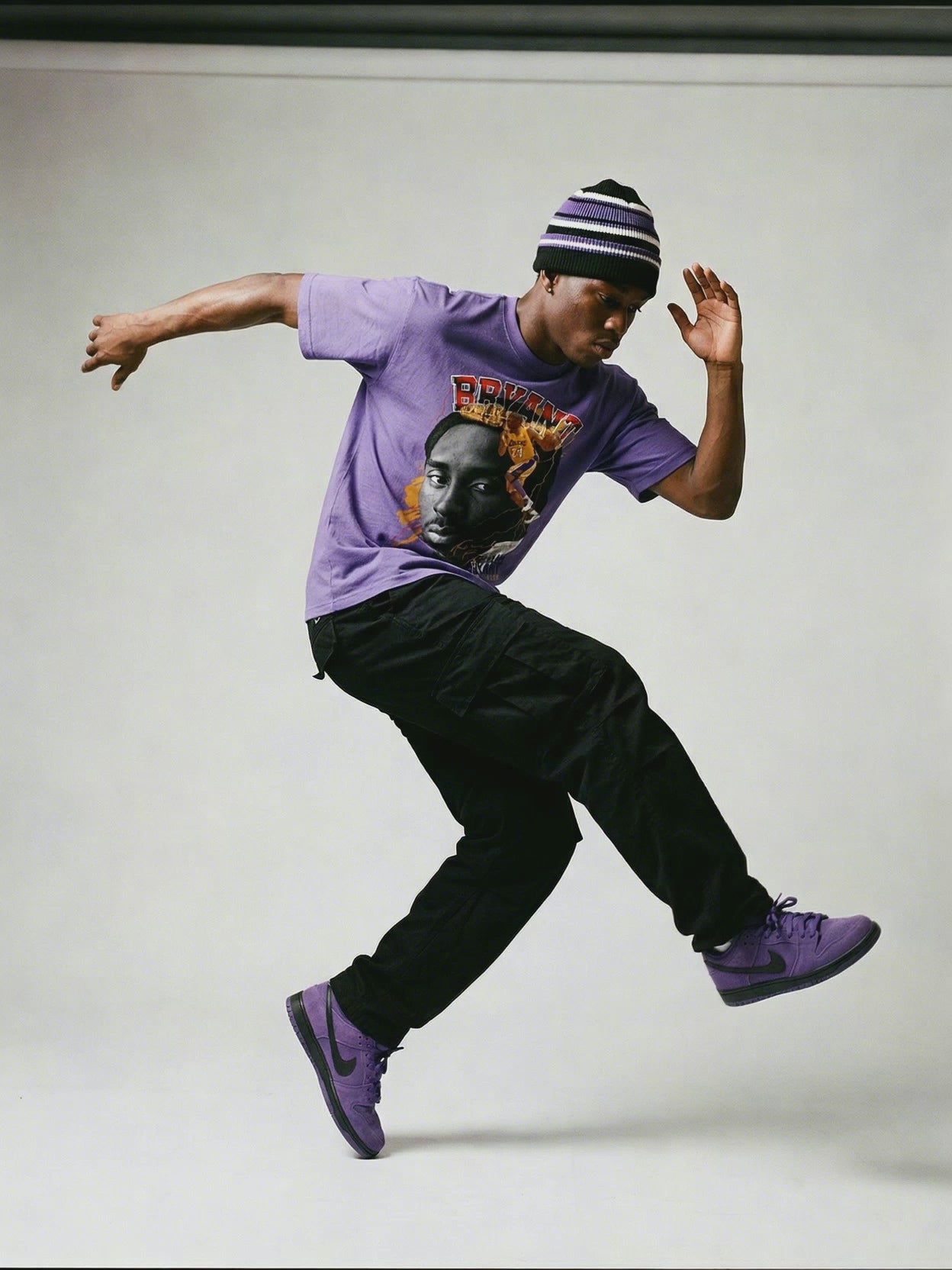 Model wearing Mamba Vintage Graphic Cotton T-Shirt